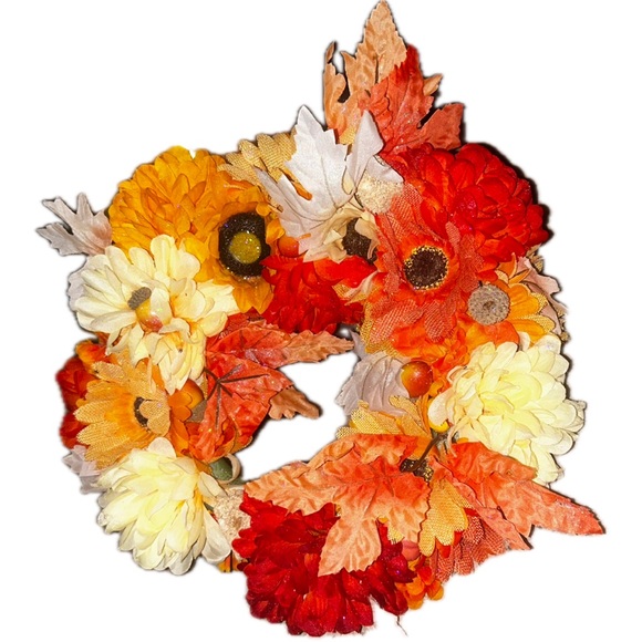 Medium autumn/fall themed wreath🍂🍁🍃 - Picture 10 of 10